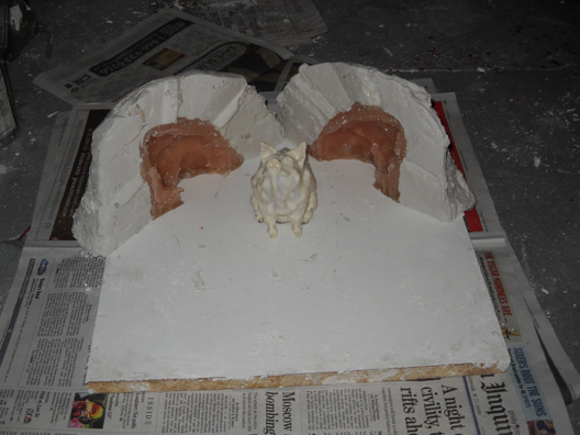 Clay Model with Inner Rubber Mold and Outer Plaster 